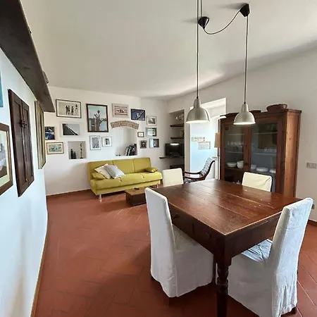 Casa Al Castello Semesterbostad *