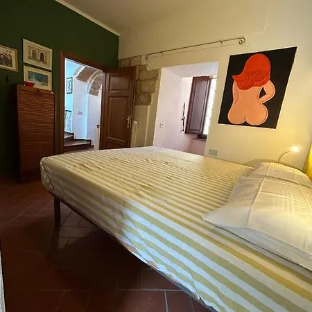 Semesterbostad Casa Al Castello *